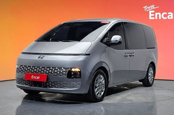 Hyundai Staria L3.5 Tourer 11-Seater Modern — пробег 32 886 км — фото 1 из 5