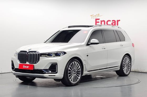 BMW X7 xDrive 40i Design Pure Excellence 6-Seater — пробег 94 837 км — фото 1 из 5