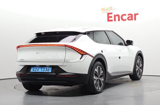 Kia EV6 Long Range Air — пробег 21 058 км — фото 2 из 5