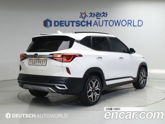 Kia Seltos из Кореи Encar