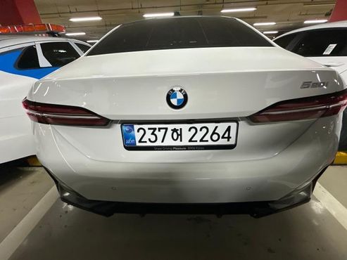 BMW 5-Series 520i M Sport — пробег 10 км — фото 4 из 5