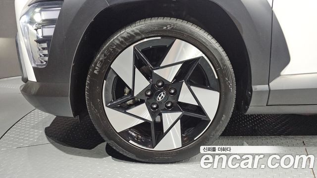 Hyundai Kona из Кореи Encar