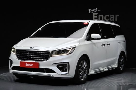 Kia Carnival 9-Seater Noblesse Special — пробег 56 145 км — фото 1 из 5