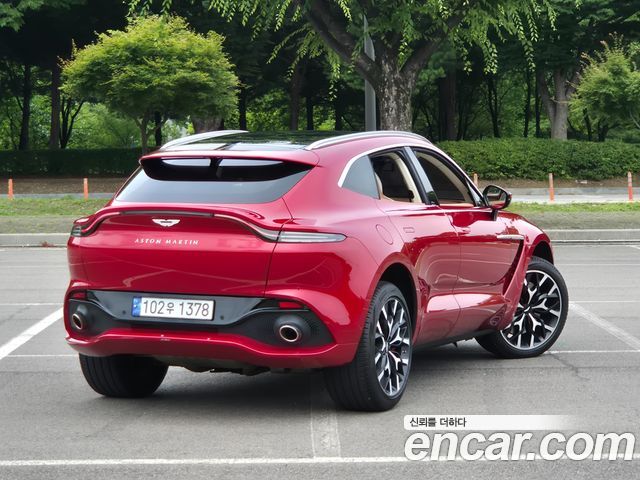 Astonmartin DBX из Кореи Encar