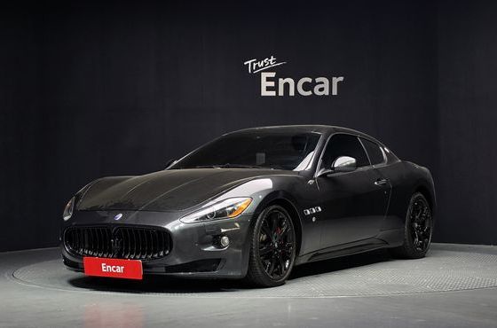 Maserati GranTurismo S 4.7 — пробег 81 077 км — фото 1 из 5