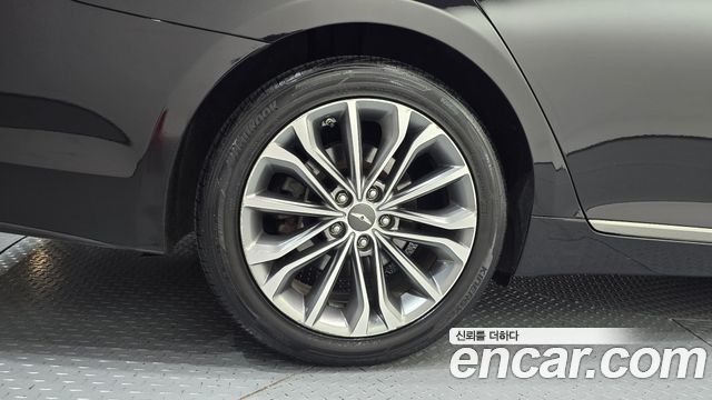 Hyundai Genesis из Кореи Encar