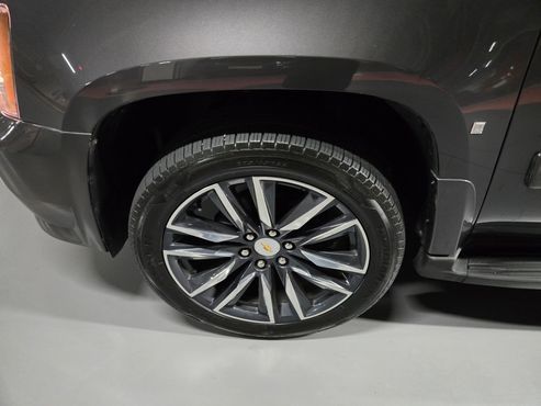 Chevrolet Tahoe Hybrid 4WD — пробег 160 000 км — фото 4 из 5
