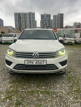 Volkswagen Touareg V6 3.0 TDI Bluemotion Premium 7P5 — пробег 189 000 км — фото 1 из 5