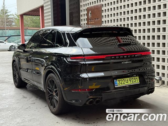 Porsche Cayenne 3.0 — пробег 18 300 км — фото 5 из 5