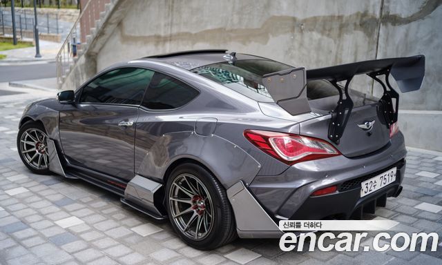 Hyundai Genesis из Кореи Encar