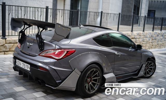 Hyundai Genesis из Кореи Encar