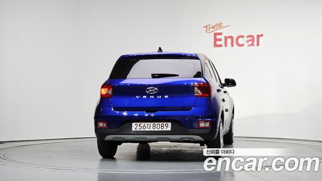 Hyundai Venue из Кореи Encar