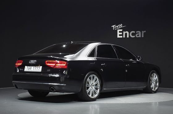 Audi A8 4.2 FSI Quattro LWB D4 — пробег 193 216 км — фото 2 из 5