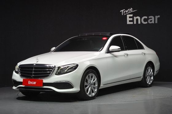 Mercedes-Benz E-Class E300 4MATIC Exclusive — пробег 90 831 км — фото 1 из 5