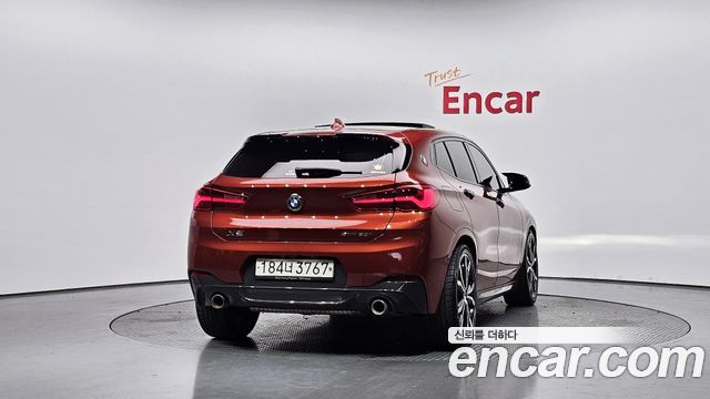 BMW X2 (F39) xDrive20i M Sport — пробег 83 659 км — фото 4 из 5