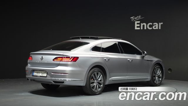 Volkswagen Arteon 2.0 TDI Premium — пробег 94 331 км — фото 2 из 5