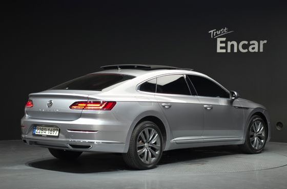 Volkswagen Arteon 2.0 TDI Premium — пробег 94 331 км — фото 2 из 5