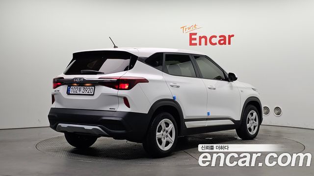 Kia Seltos из Кореи Encar