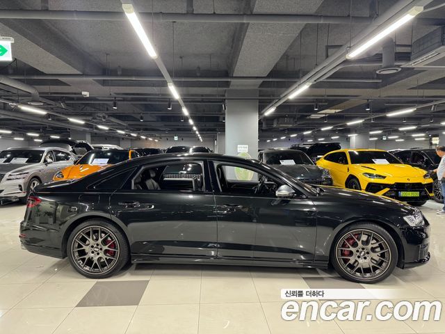 Audi S8 из Кореи Encar
