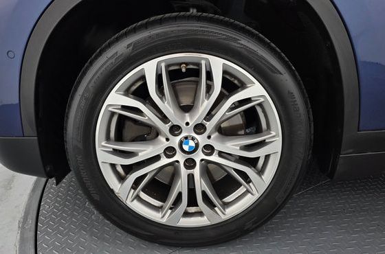 BMW X1 xDrive 20d Joy — пробег 68 378 км — фото 5 из 5