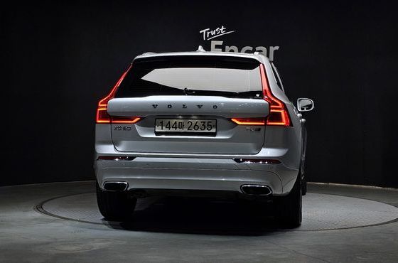 Volvo XC60 T6 Inscription — пробег 46 927 км — фото 4 из 5