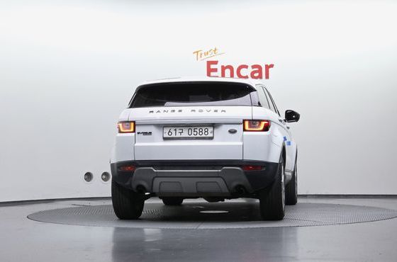 Land Rover Range Rover Evoque 2.0 TD4 HSE — пробег 122 581 км — фото 4 из 5