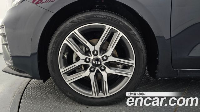 Kia K3 из Кореи Encar