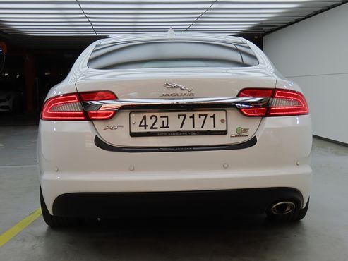 Jaguar XF 2.2D Premium X250 — пробег 112 292 км — фото 4 из 5