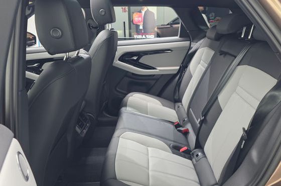 Land Rover Range Rover Evoque P250 Dynamic SE — пробег 862 км — фото 4 из 5