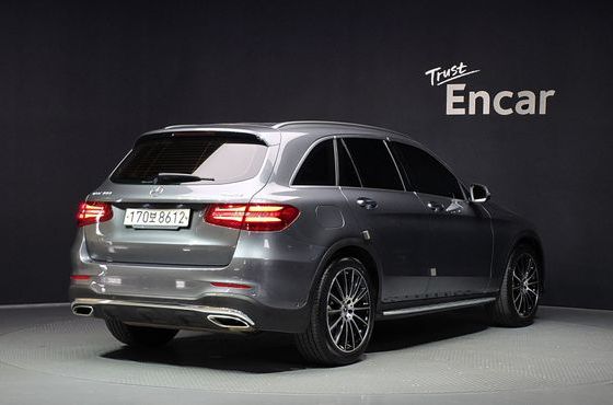 Mercedes-Benz GLC-Class GLC300 4MATIC AMG Line — пробег 39 521 км — фото 2 из 5