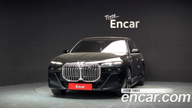 BMW i7 из Кореи Encar
