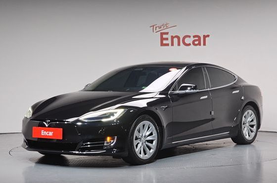 Tesla Model S 75D — пробег 95 241 км — фото 1 из 5