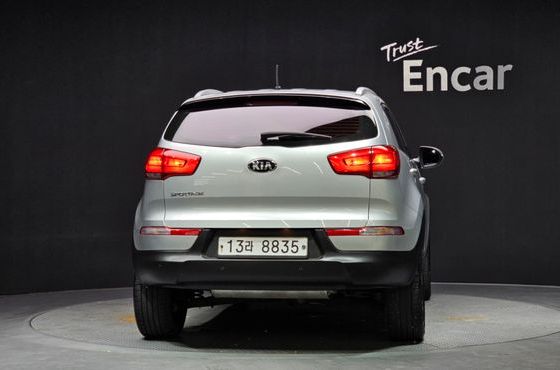 Kia Sportage Diesel 2WD Trendy — пробег 172 960 км — фото 4 из 5