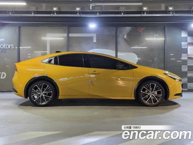 Toyota Prius из Кореи Encar
