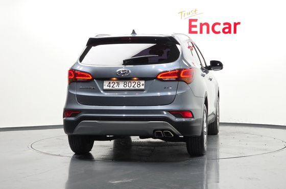 Hyundai Santafe Diesel 2.0 2WD Value Plus — пробег 71 558 км — фото 4 из 5