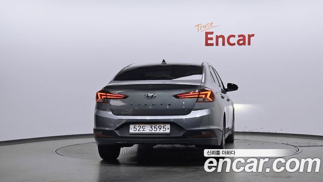 Hyundai AVANTE из Кореи Encar