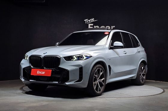 BMW X5 xDrive 40i M Sport — пробег 7 861 км — фото 1 из 5