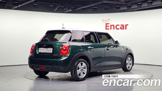 Mini Cooper из Кореи Encar