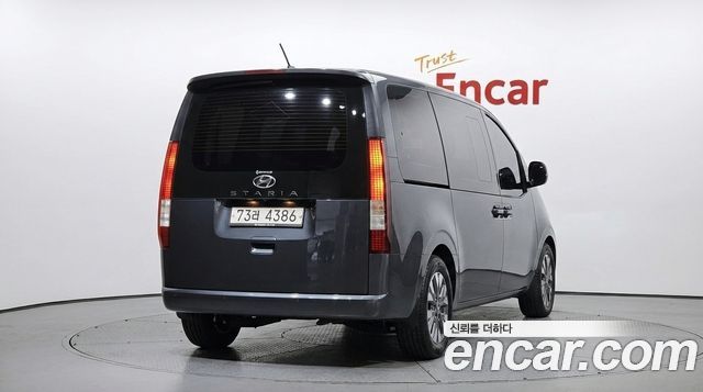 Hyundai Staria из Кореи Encar