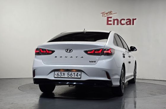 Hyundai Sonata Premium — пробег 185 209 км — фото 4 из 5