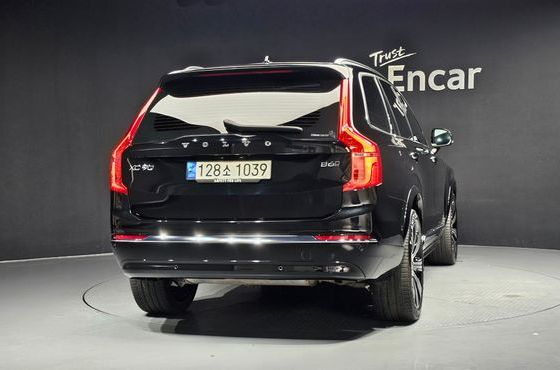 Volvo XC90 B6 Ultimate Bright — пробег 42 024 км — фото 4 из 5