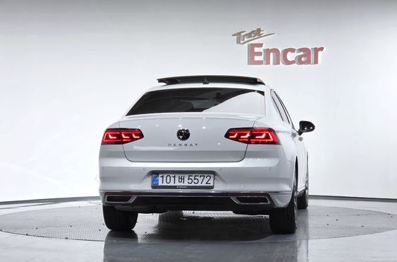 Volkswagen Passat 2.0 TDI Prestige — пробег 53 220 км — фото 4 из 5