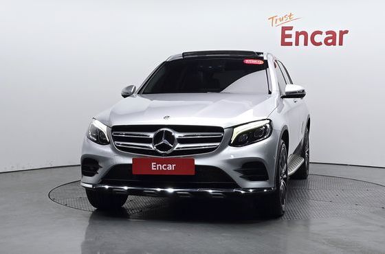 Mercedes-Benz GLC-Class GLC300 4MATIC AMG Line — пробег 51 077 км — фото 3 из 5