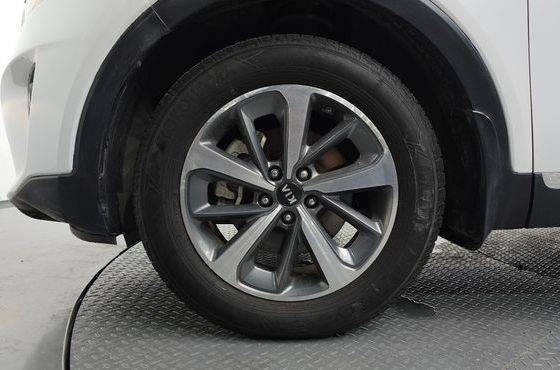 Kia Sorento Diesel 2.0 2WD Luxury — пробег 131 662 км — фото 5 из 5