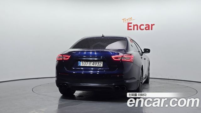 Maserati Ghibli из Кореи Encar