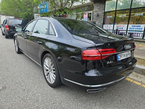 Audi A8 60 TDI Quattro LWB D4 — пробег 275 000 км — фото 3 из 5