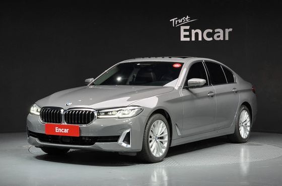 BMW 5-Series 523d Luxury — пробег 102 304 км — фото 1 из 5
