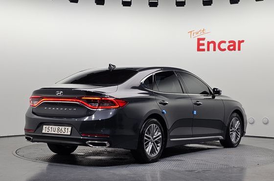 Hyundai Grandeur 2.4 Modern — пробег 21 561 км — фото 2 из 5
