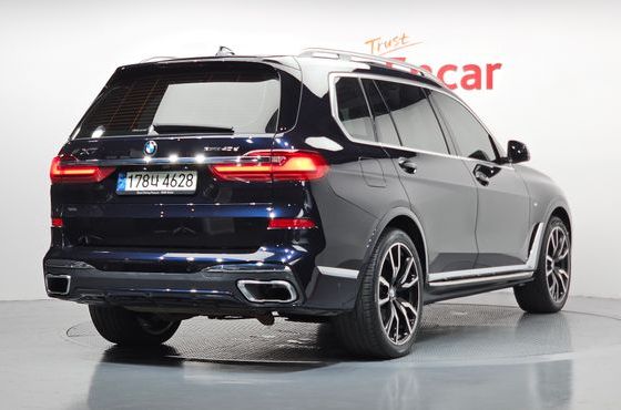 BMW X7 xDrive 40d M Sport 6STR — пробег 79 372 км — фото 2 из 5