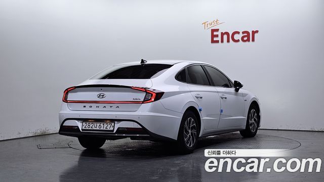 Hyundai Sonata Premium — пробег 110 055 км — фото 2 из 5